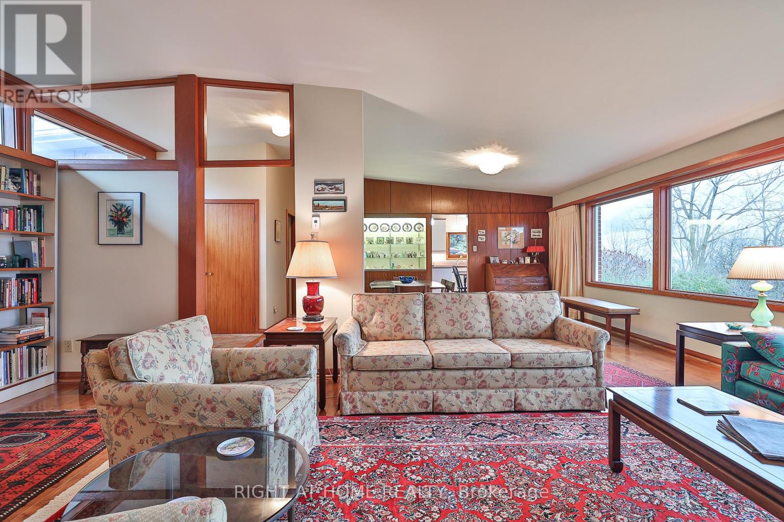 59 HILL CRESCENT - 26