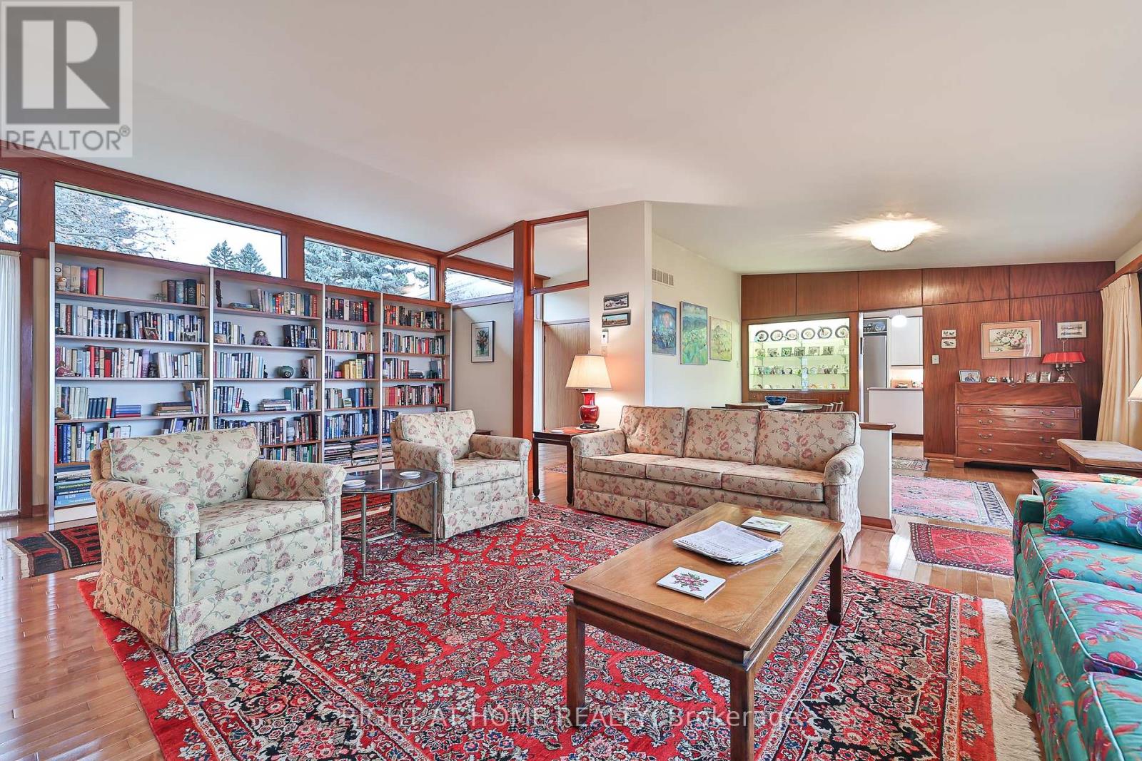 59 HILL CRESCENT - 30