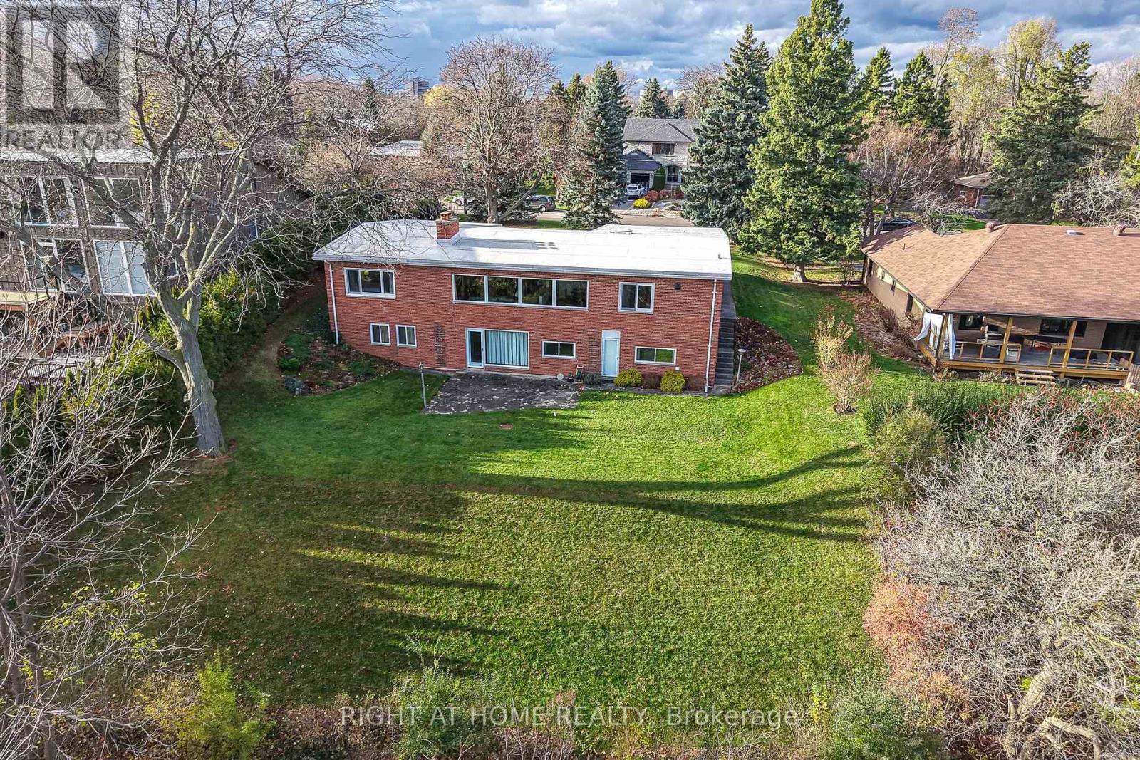 59 HILL CRESCENT - 48