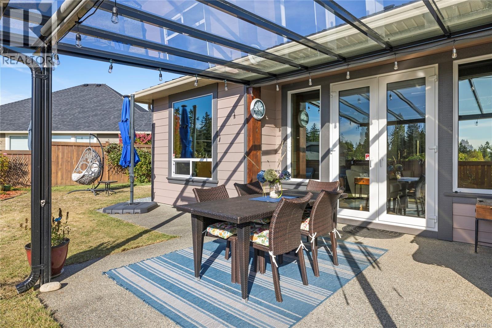 527 Ridgefield Dr, Parksville
