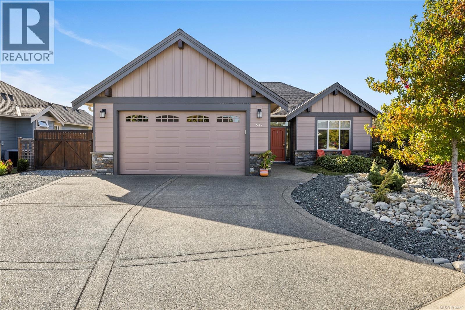 527 Ridgefield Dr, Parksville