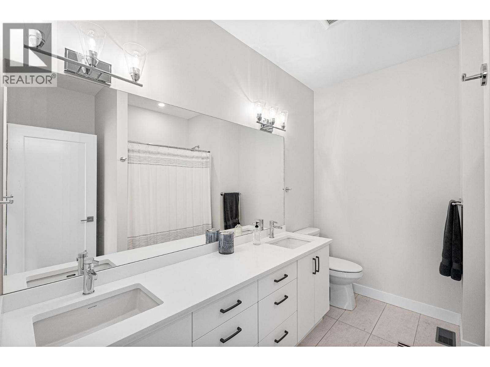 1901 Qu'Appelle Boulevard Unit# 136, Kamloops