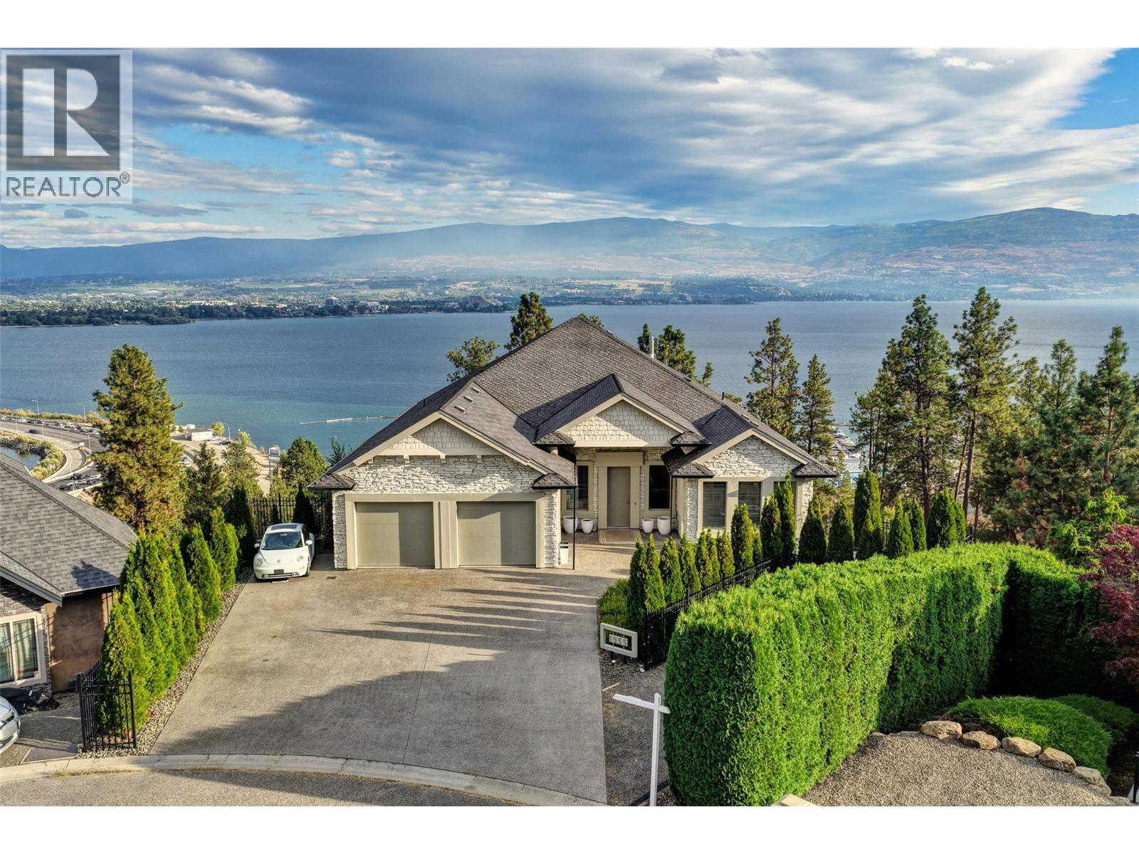  1955 Bayview Court, West Kelowna