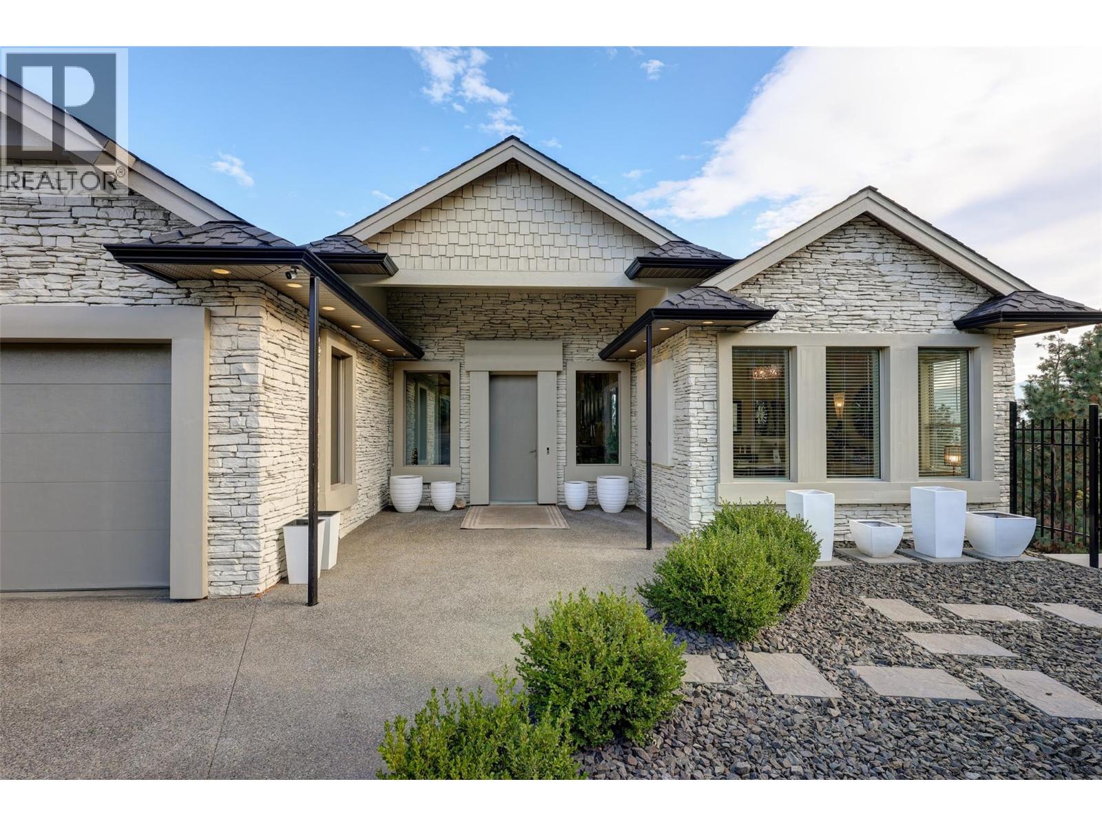  1955 Bayview Court, West Kelowna