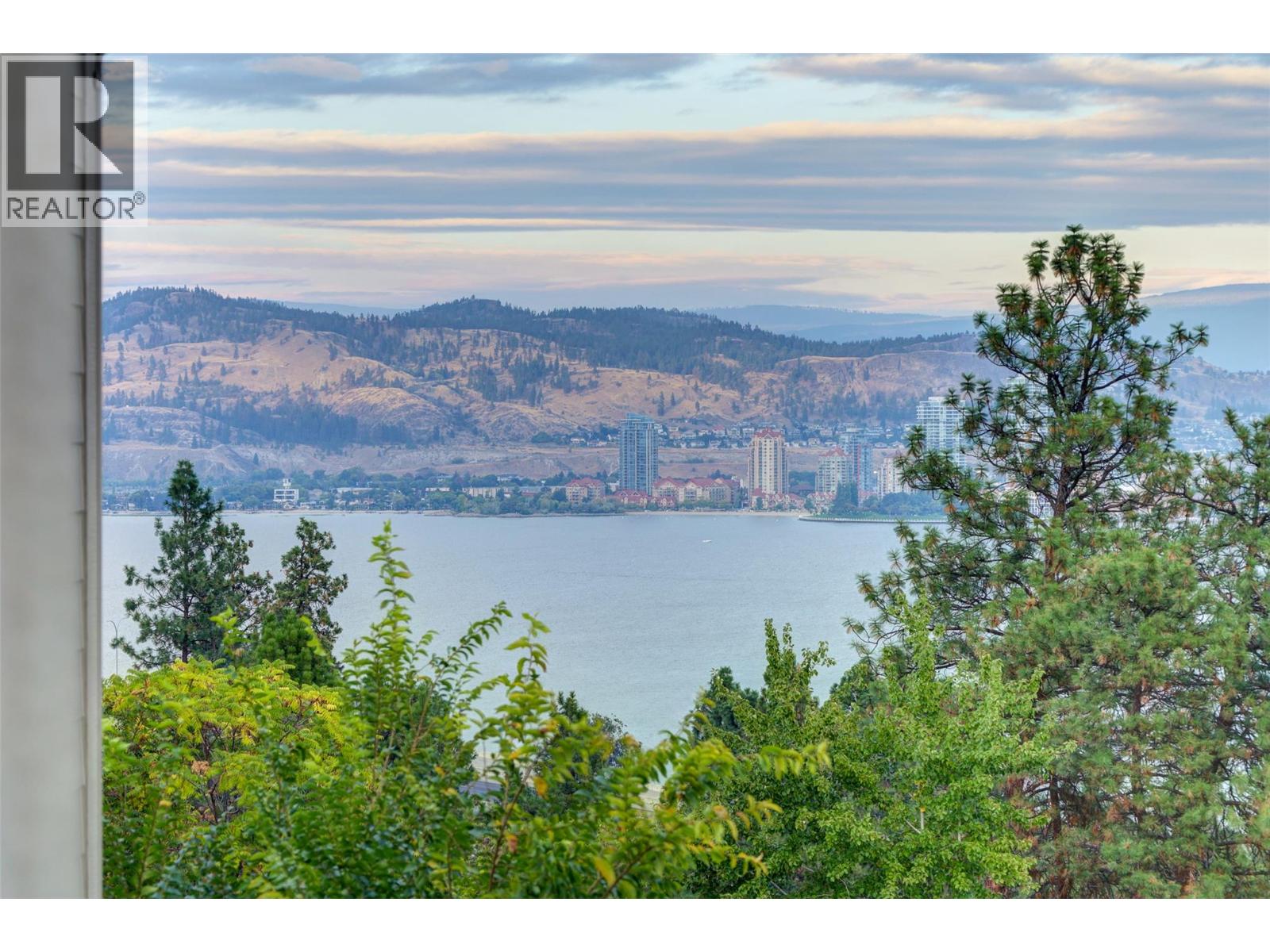  1955 Bayview Court, West Kelowna