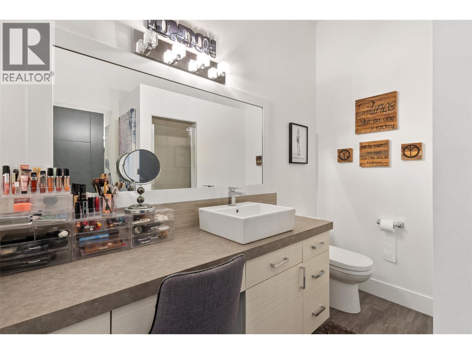  1955 Bayview Court, West Kelowna