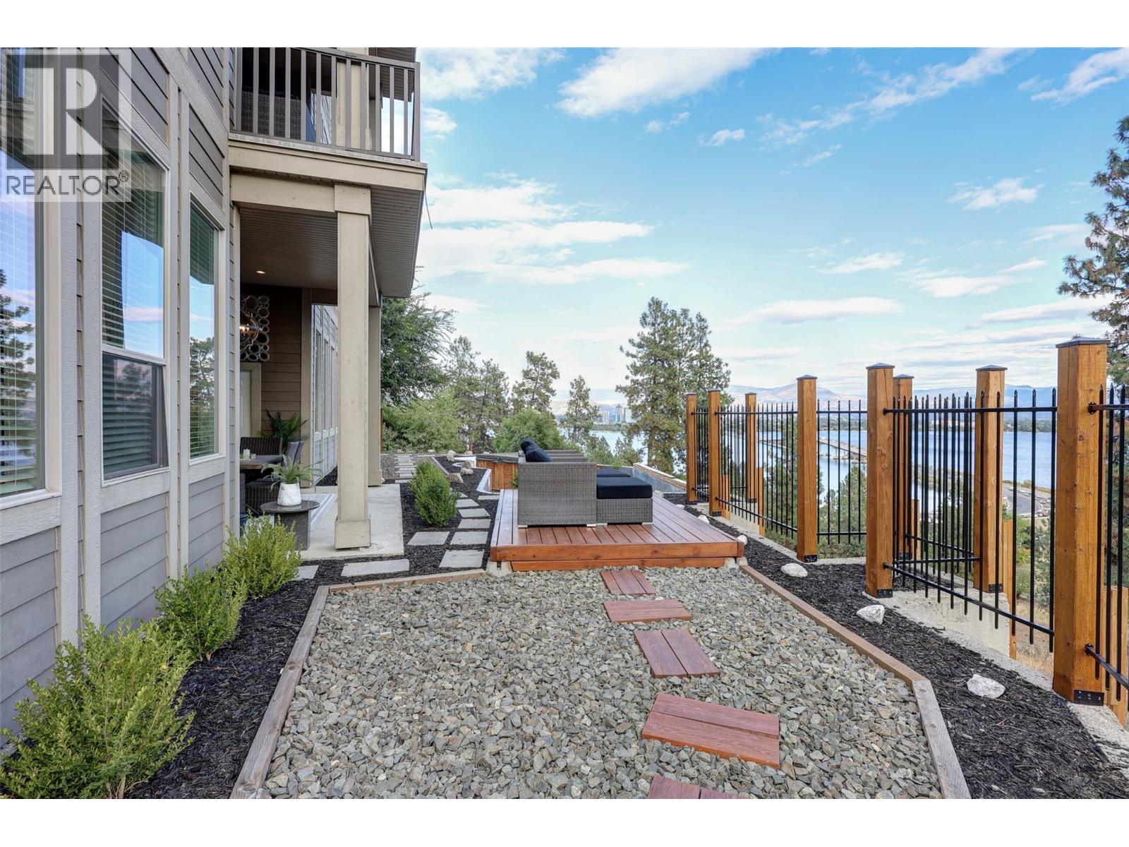  1955 Bayview Court, West Kelowna