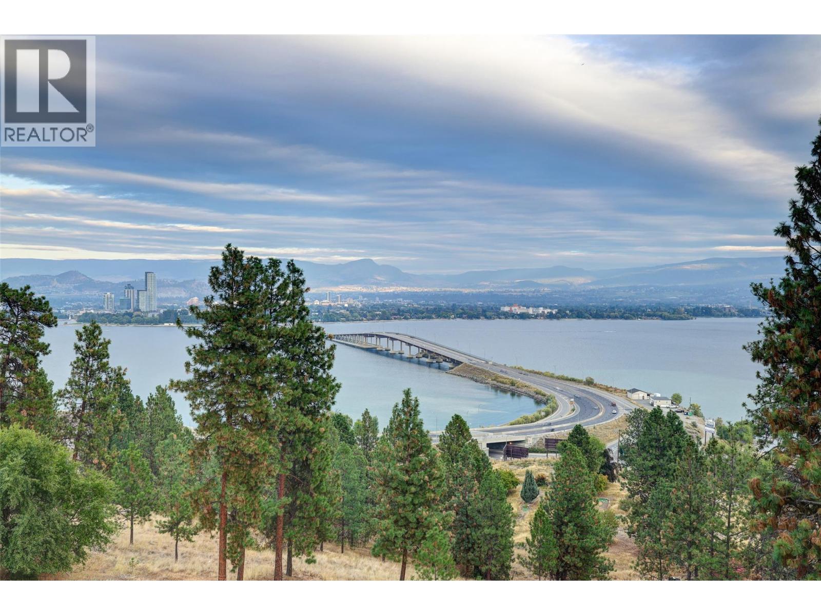  1955 Bayview Court, West Kelowna