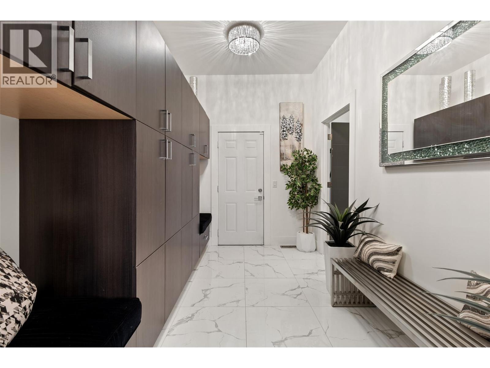  1955 Bayview Court, West Kelowna