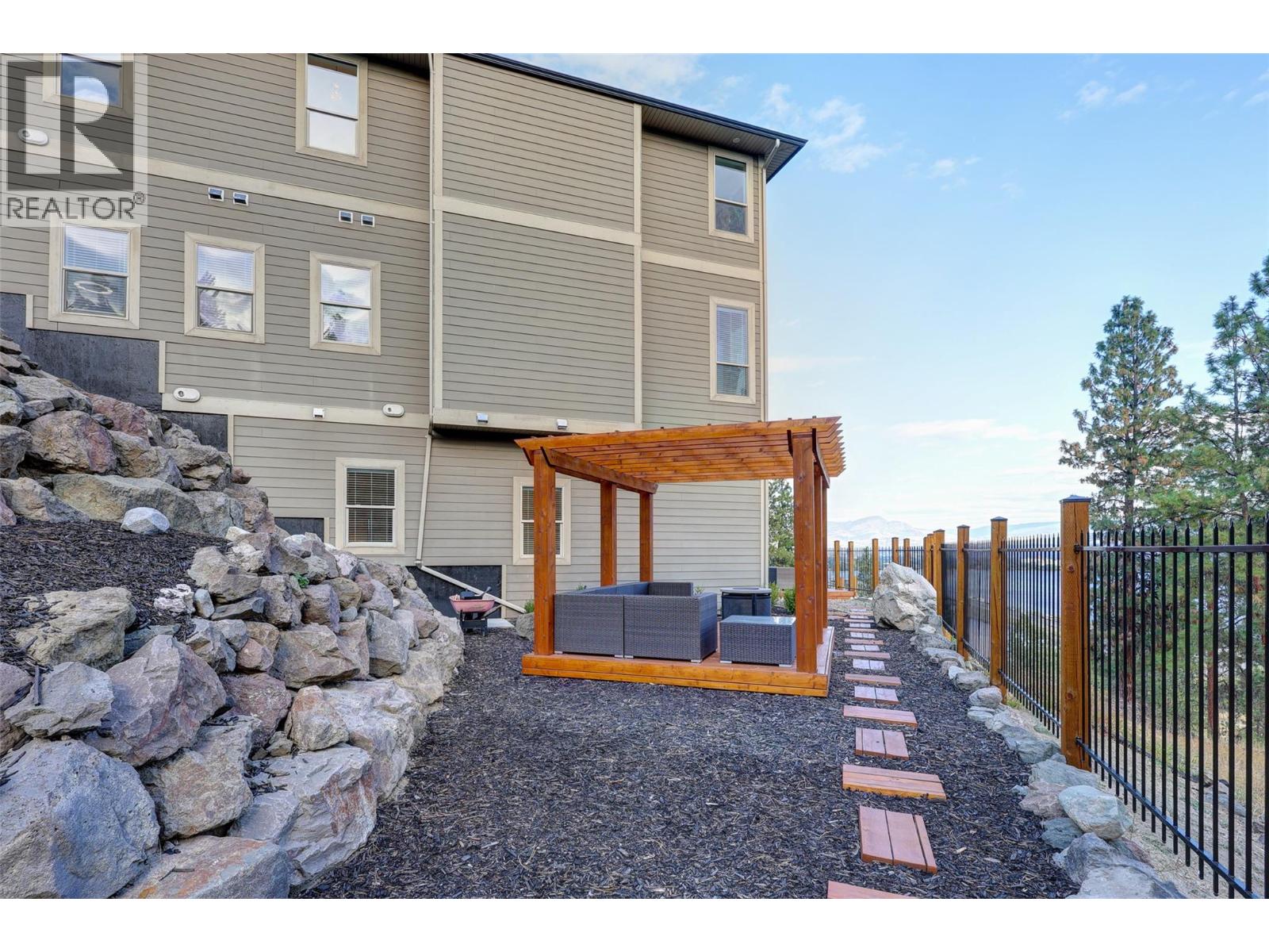  1955 Bayview Court, West Kelowna
