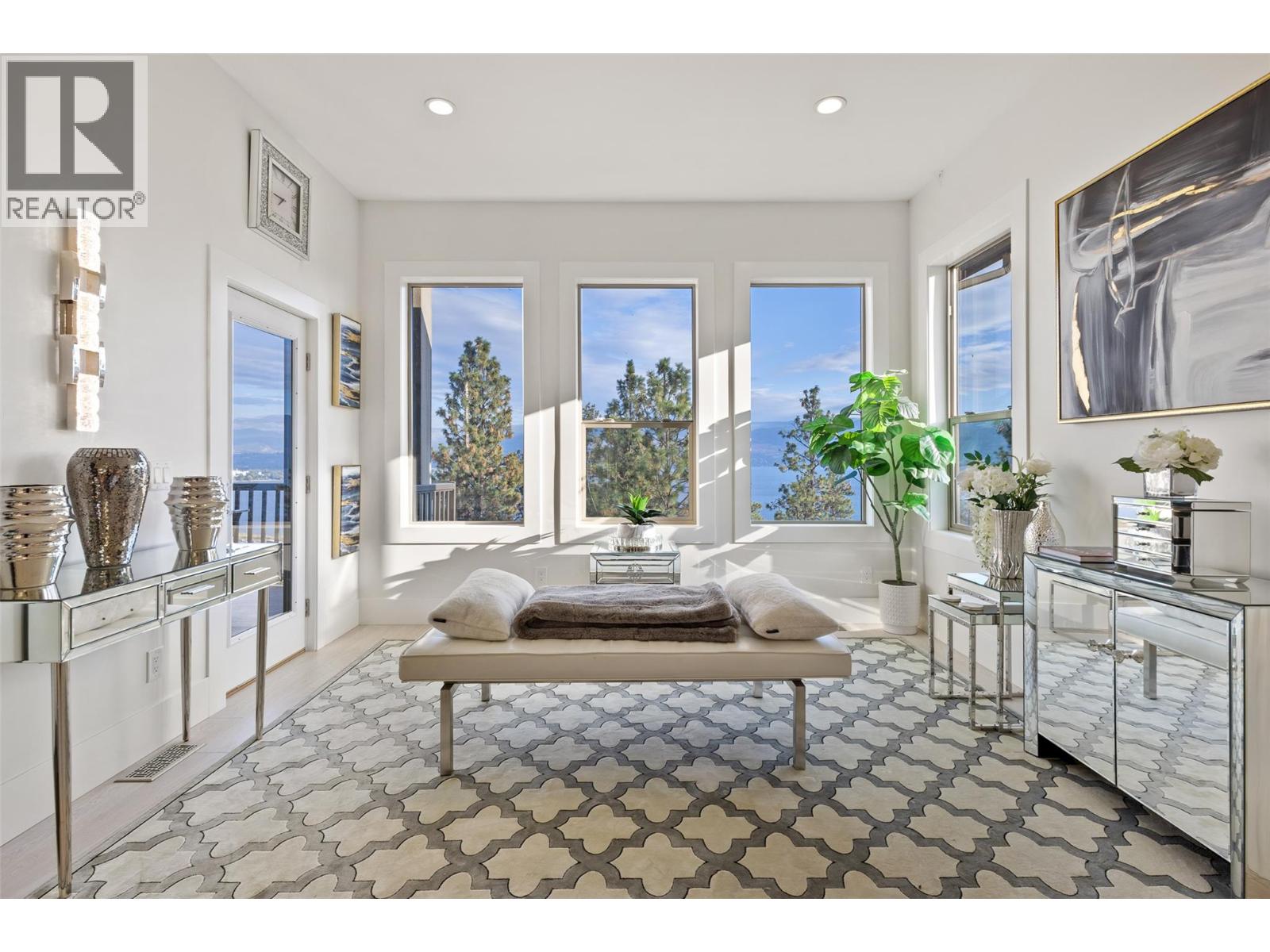  1955 Bayview Court, West Kelowna