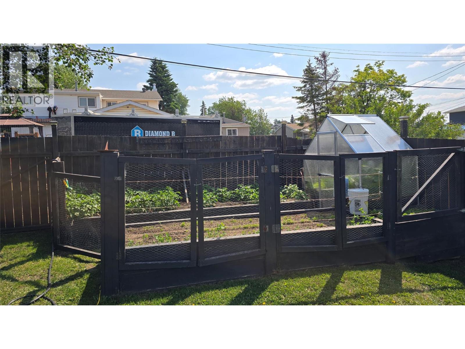9720 9 Street, Dawson Creek