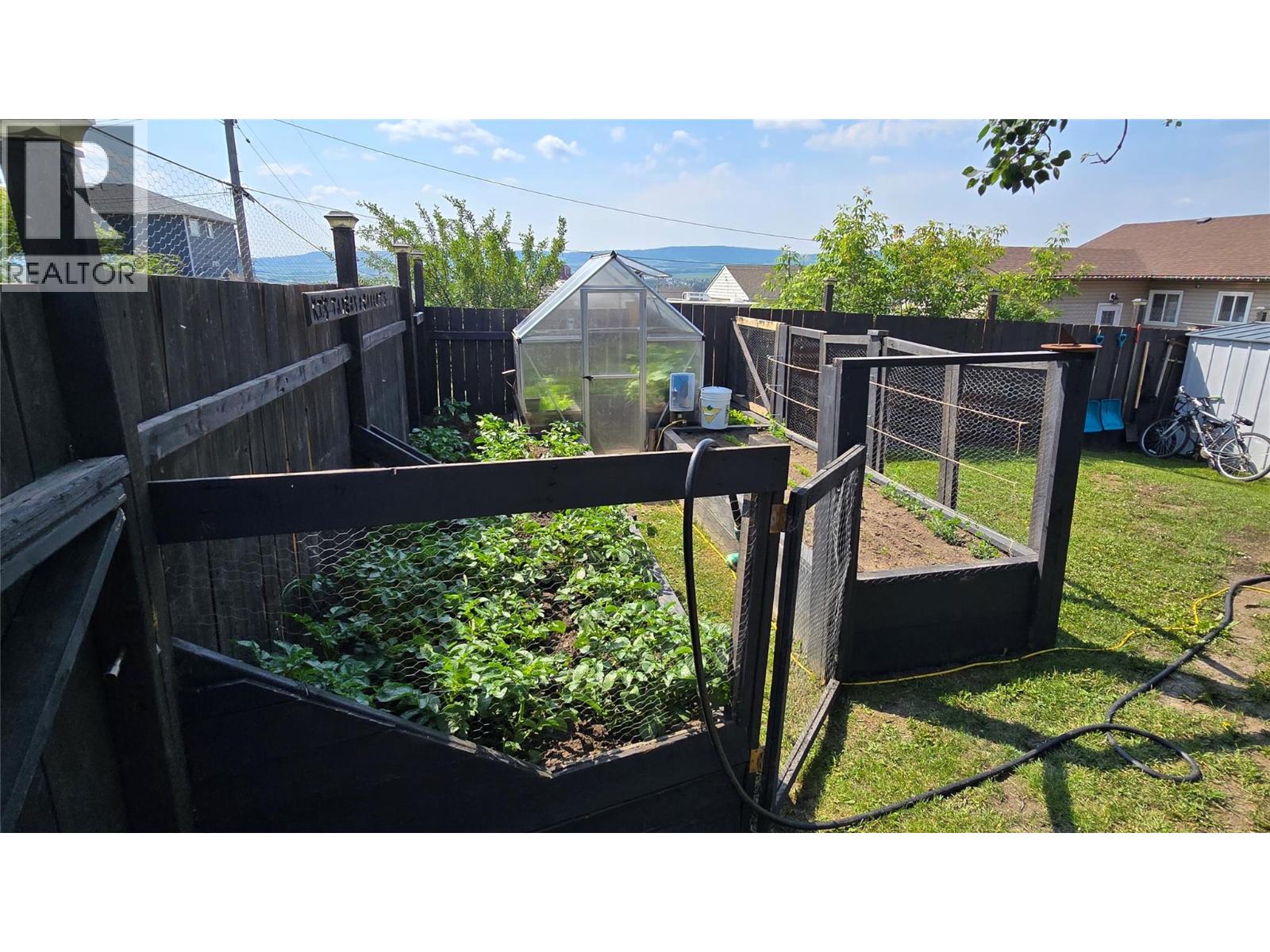 9720 9 Street, Dawson Creek