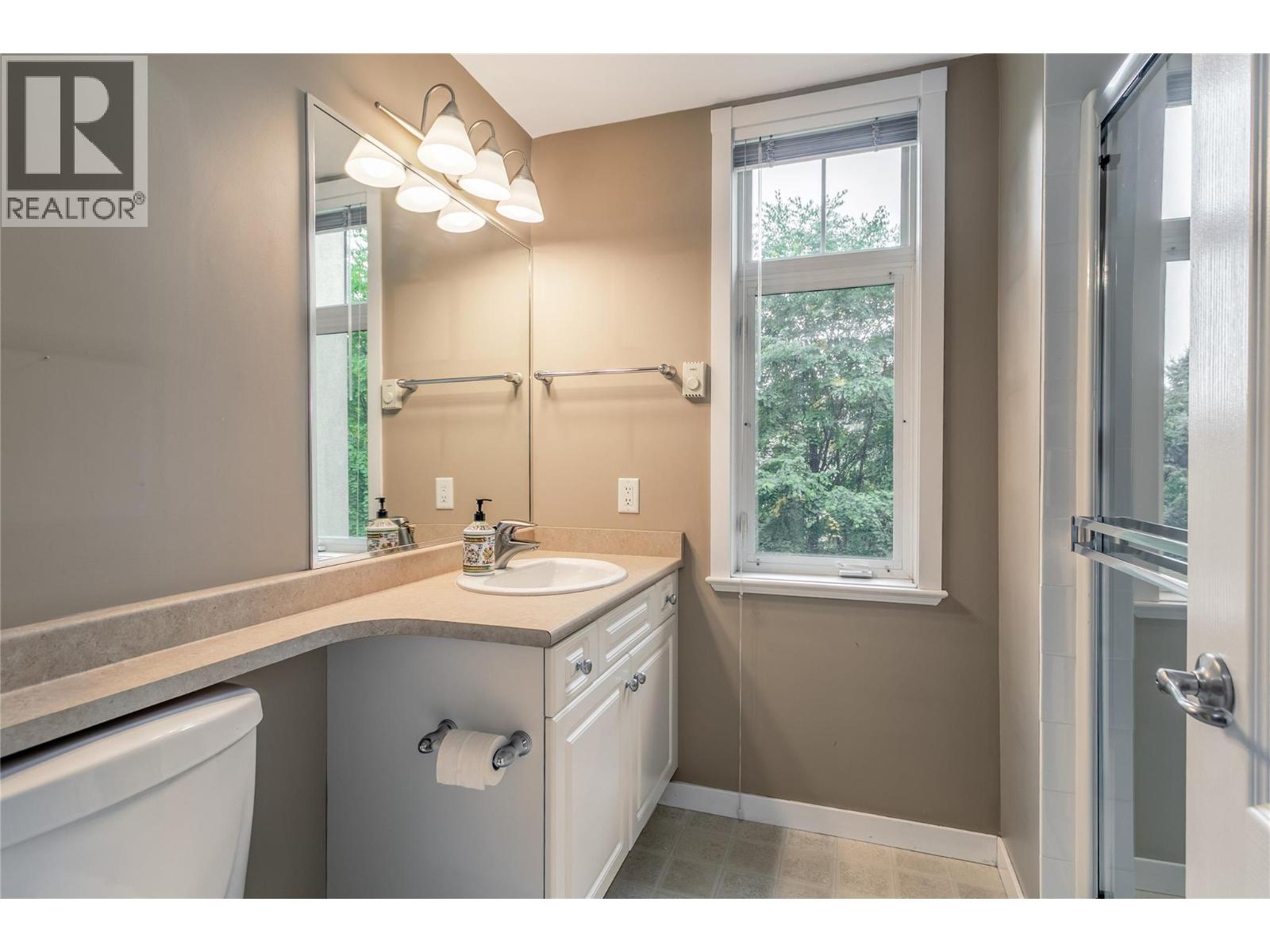 202 303 Whitman Road, Kelowna