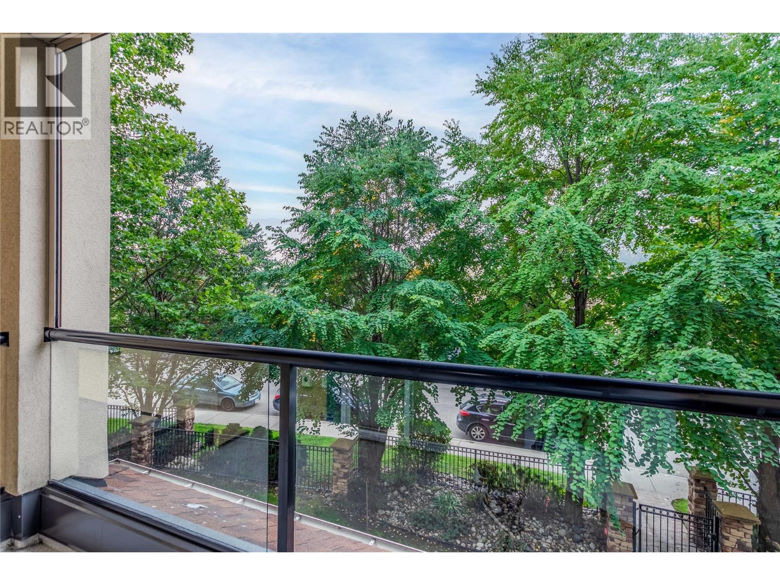 202 303 Whitman Road, Kelowna