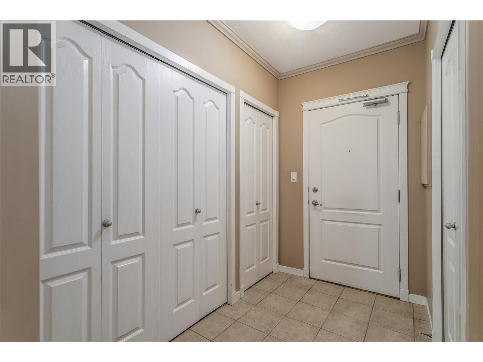 202 303 Whitman Road, Kelowna