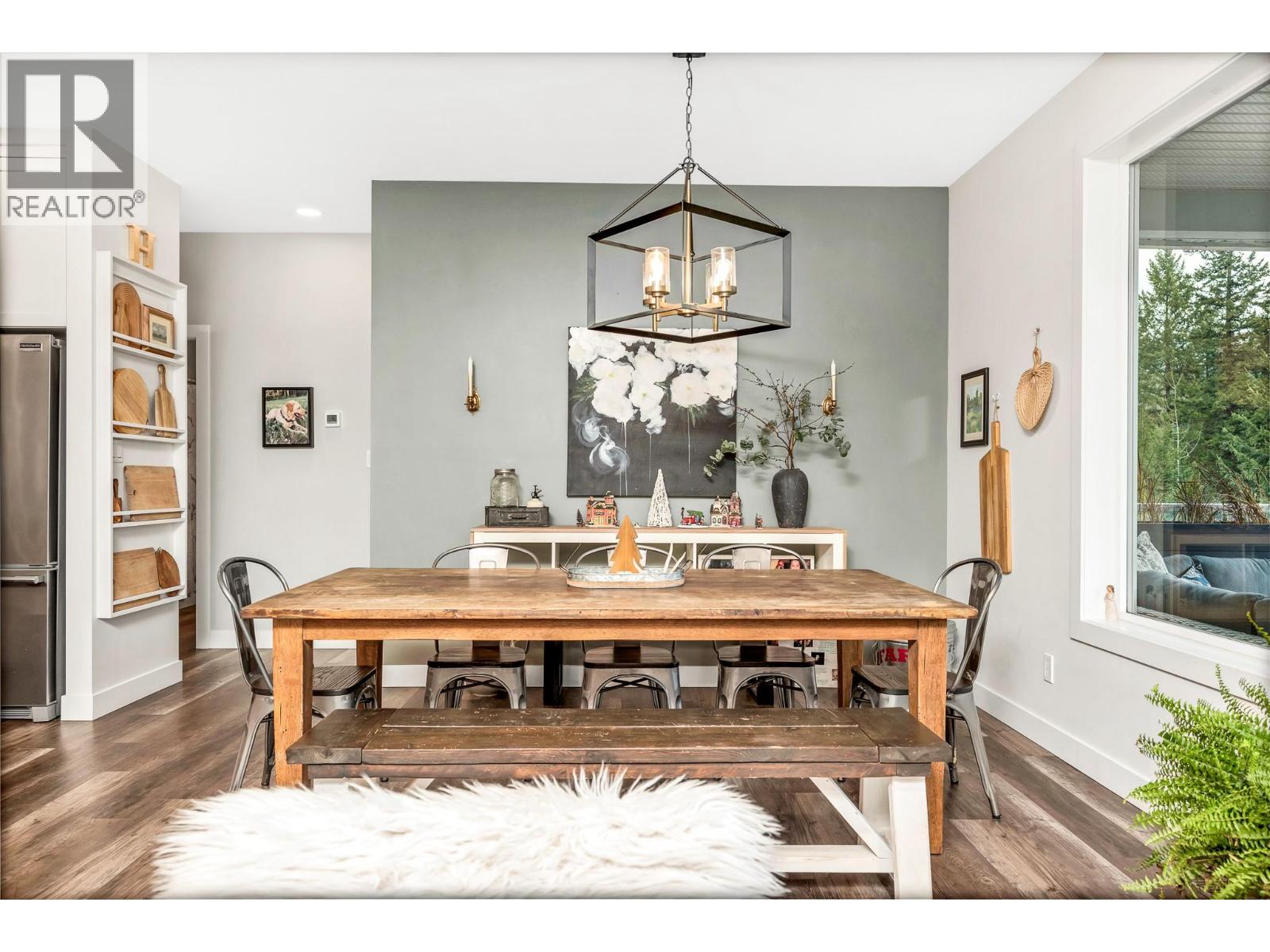  2741 Golf Course Drive, Blind Bay