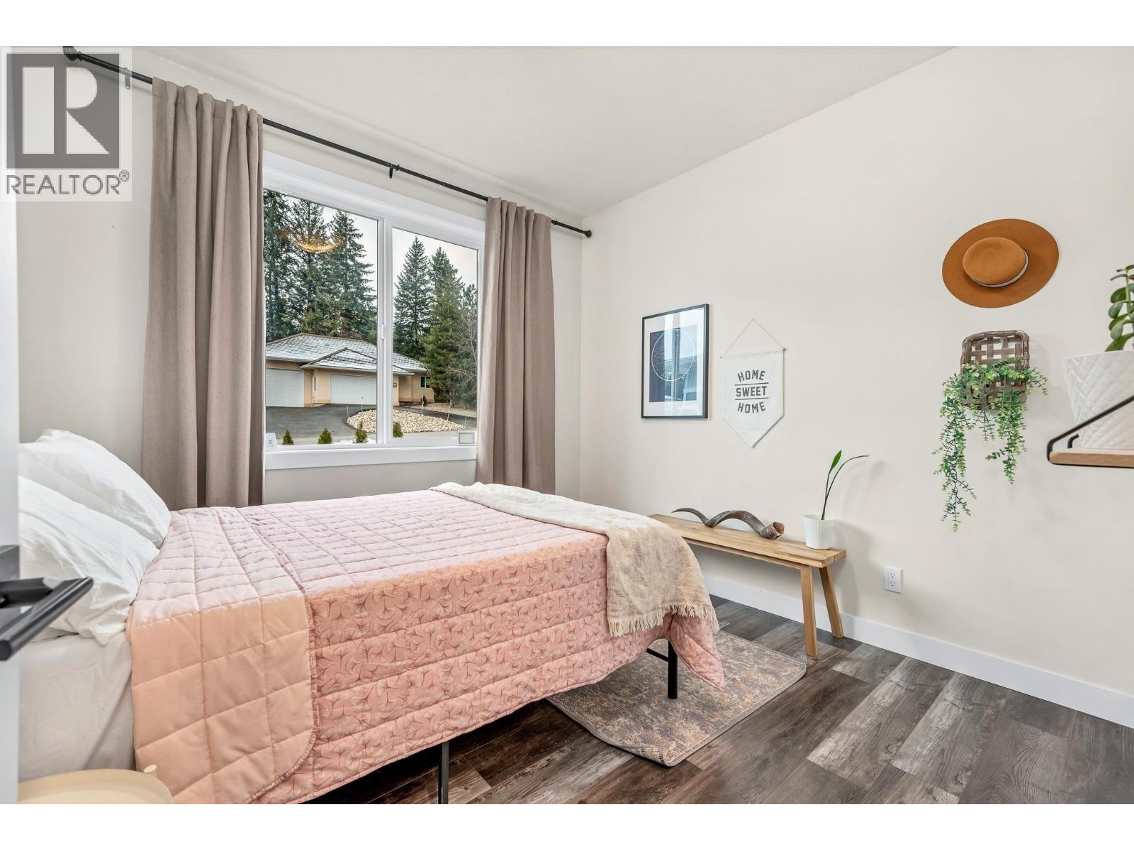  2741 Golf Course Drive, Blind Bay