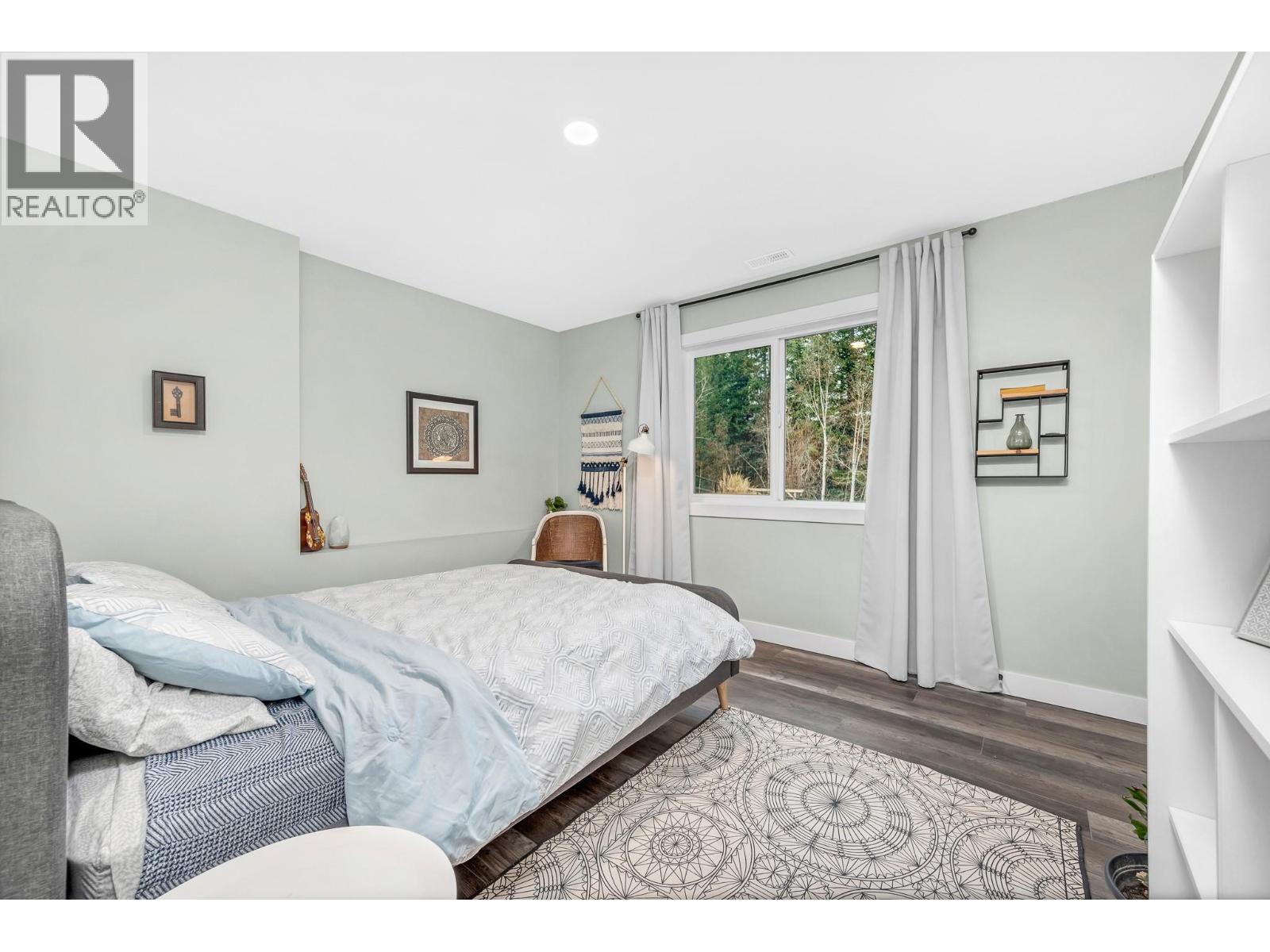  2741 Golf Course Drive, Blind Bay