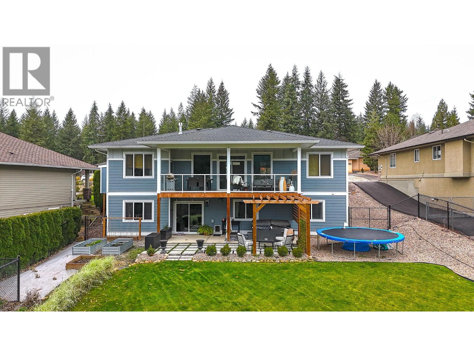  2741 Golf Course Drive, Blind Bay