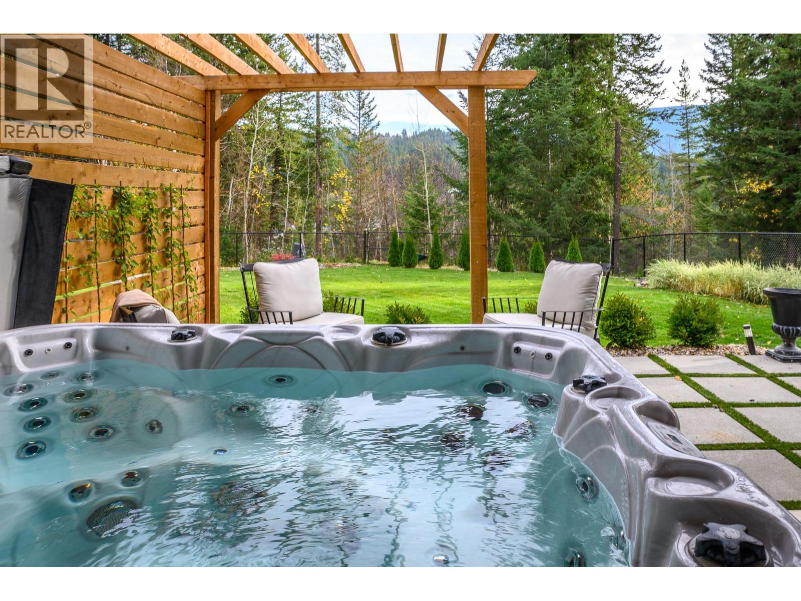  2741 Golf Course Drive, Blind Bay