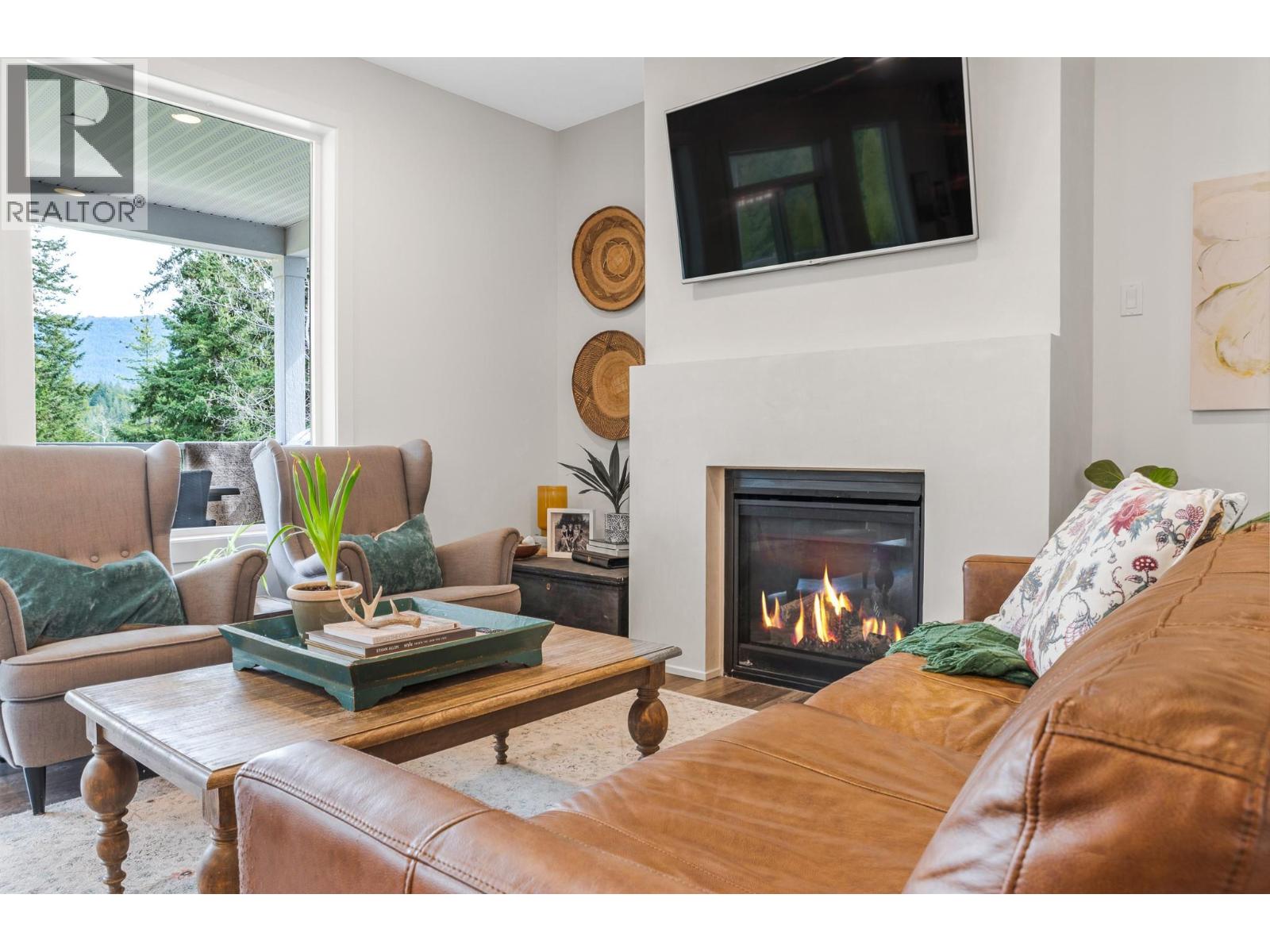  2741 Golf Course Drive, Blind Bay