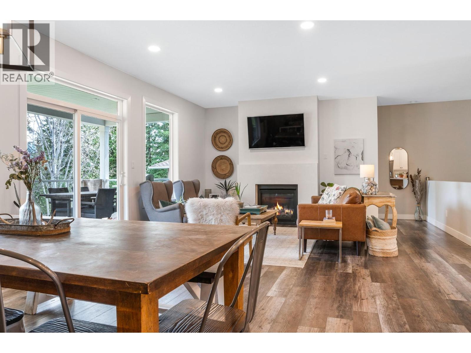  2741 Golf Course Drive, Blind Bay