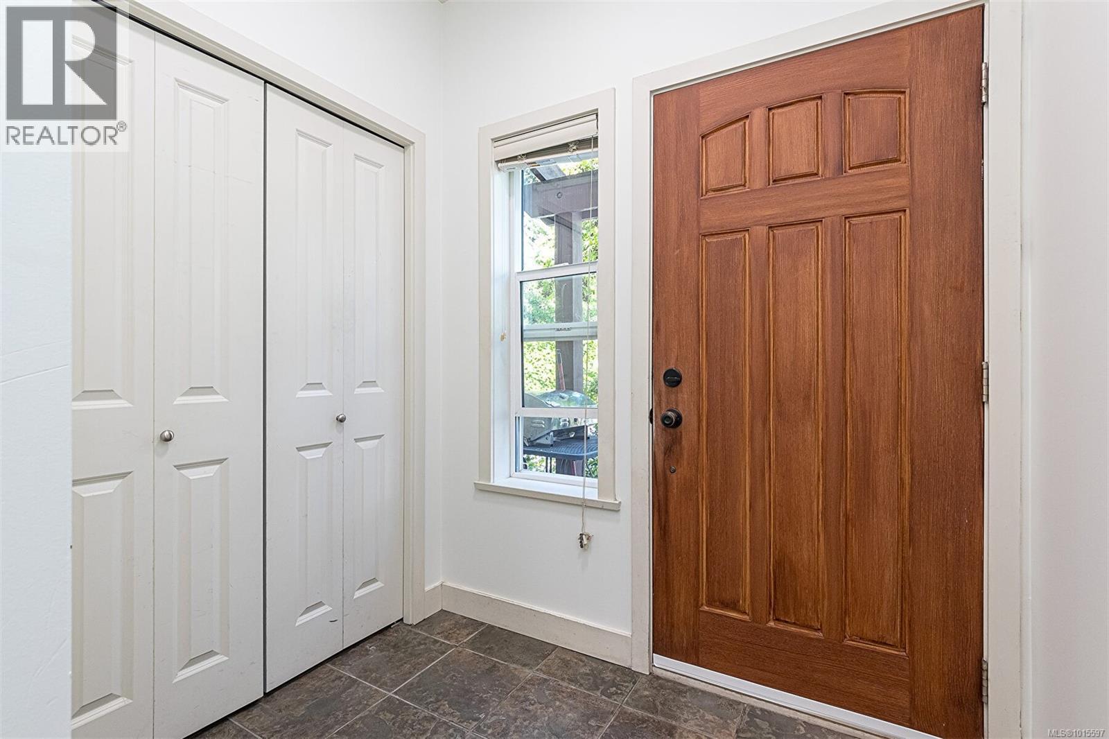  870 Brock Avenue, Langford