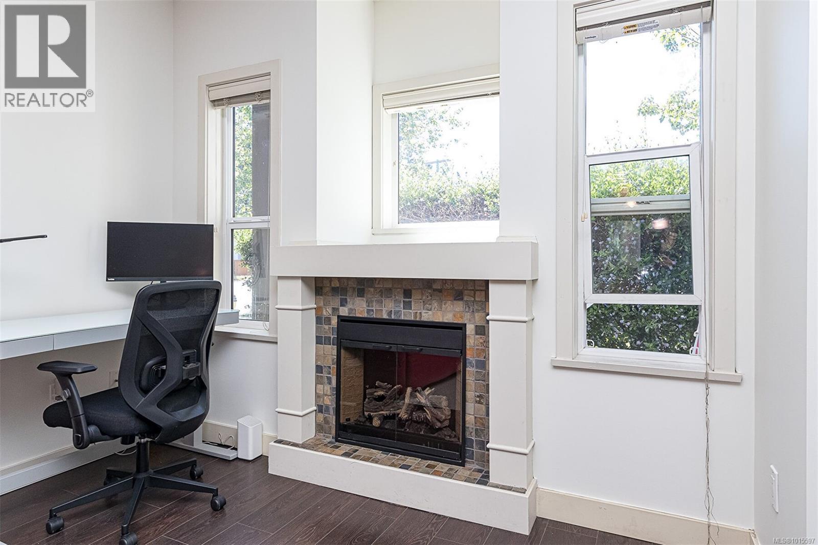  870 Brock Avenue, Langford