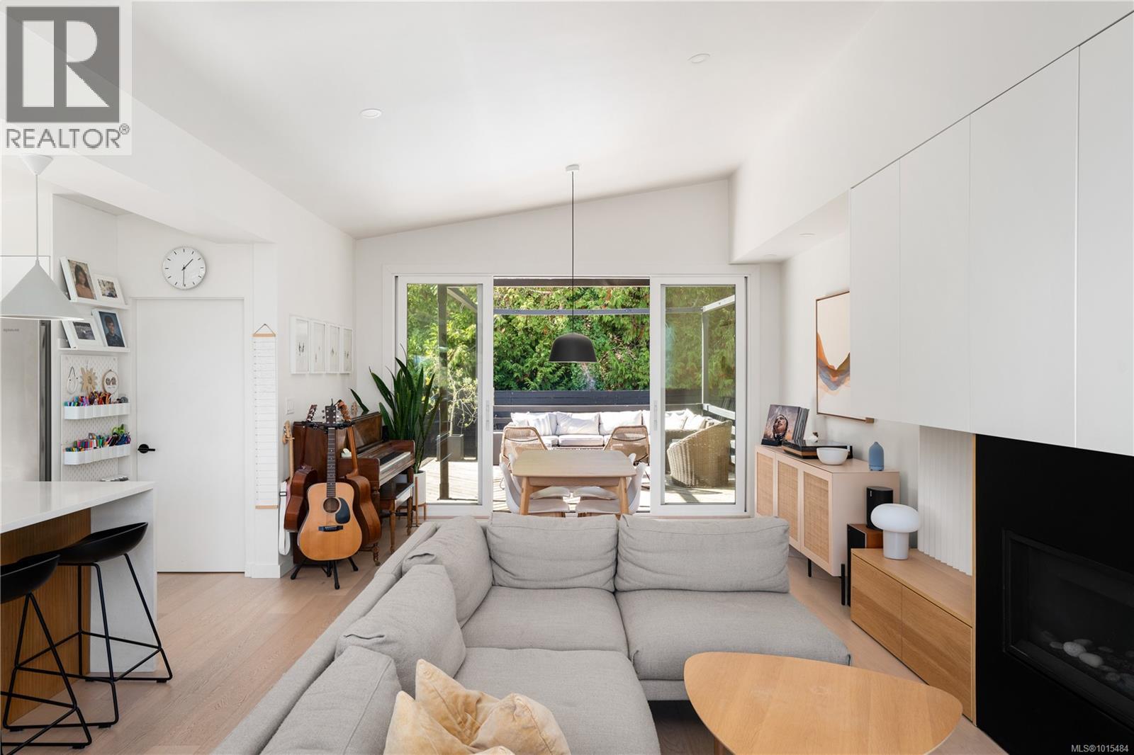  5276 Parker Avenue, Saanich