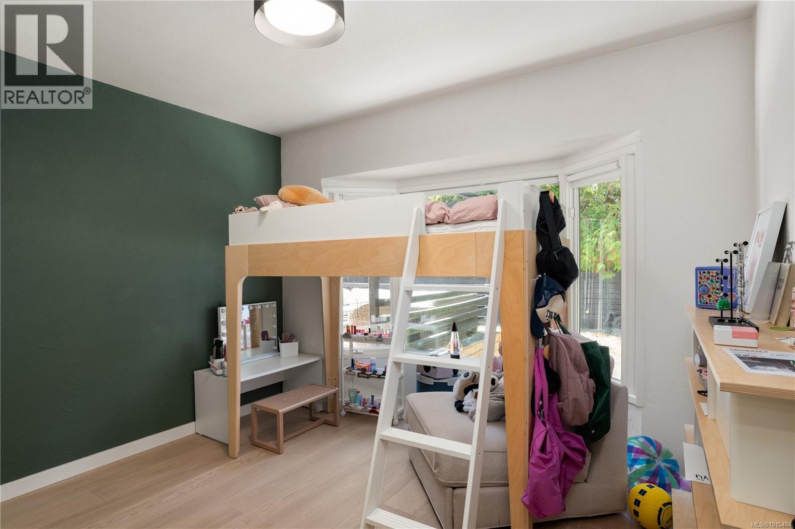  5276 Parker Avenue, Saanich