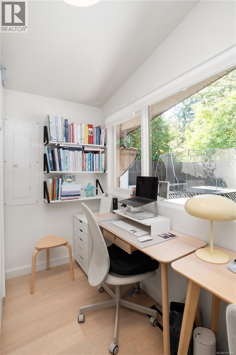  5276 Parker Avenue, Saanich