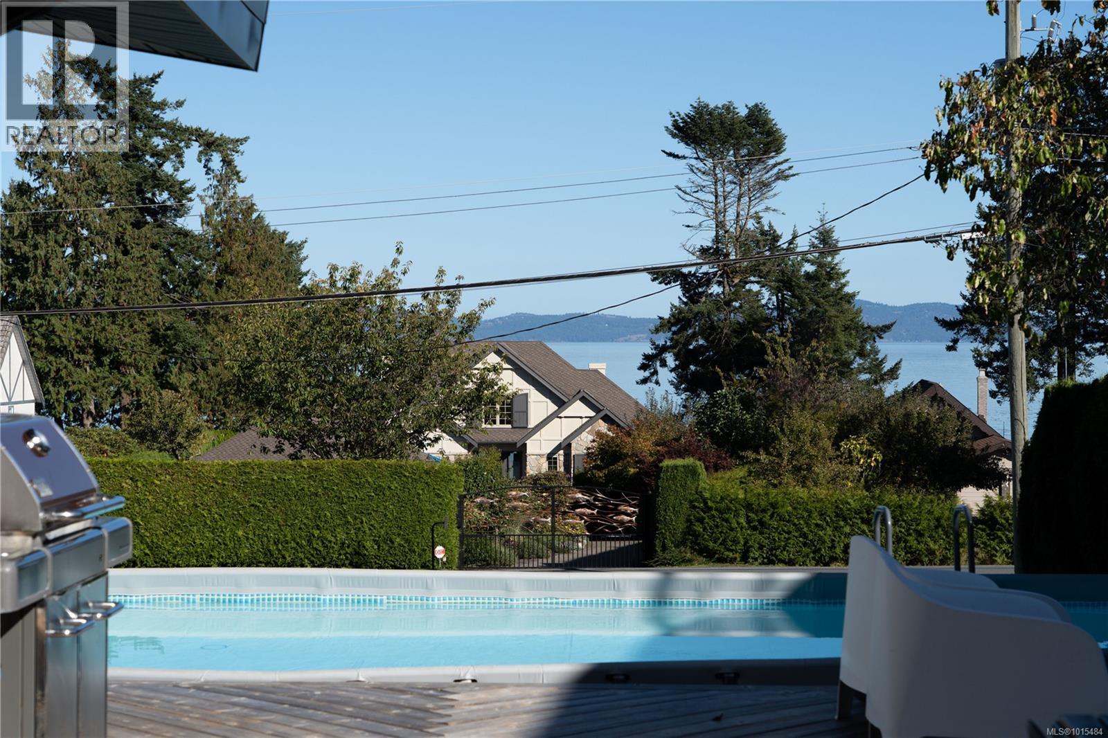  5276 Parker Avenue, Saanich