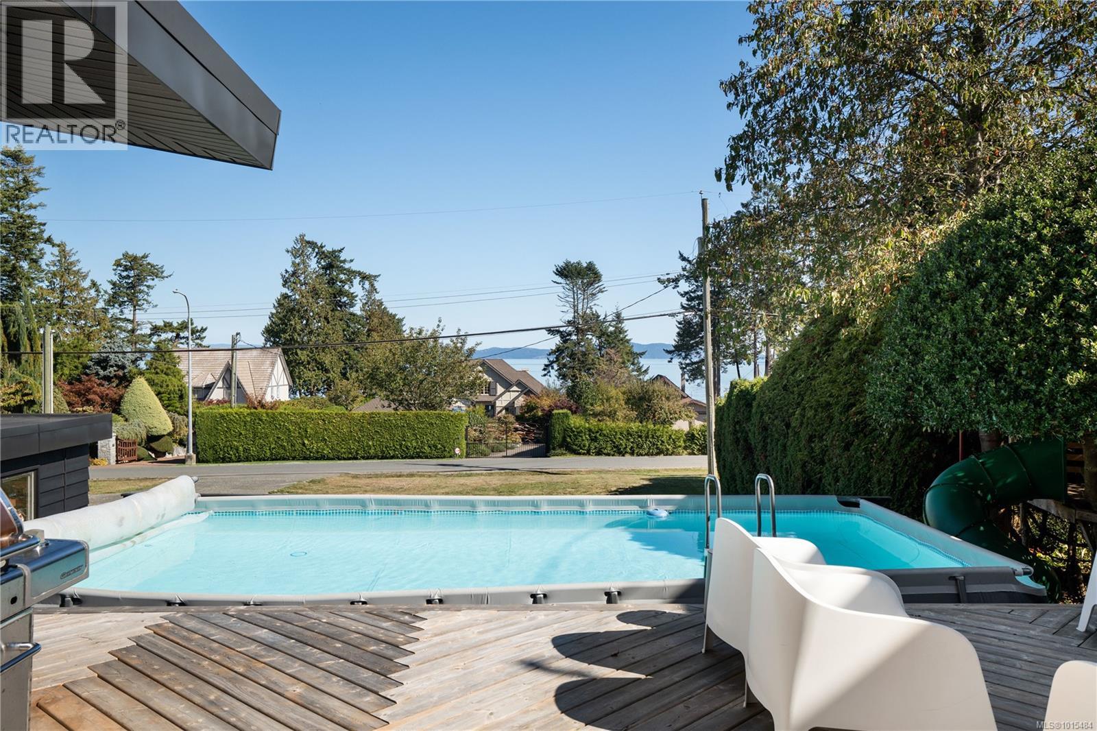  5276 Parker Avenue, Saanich