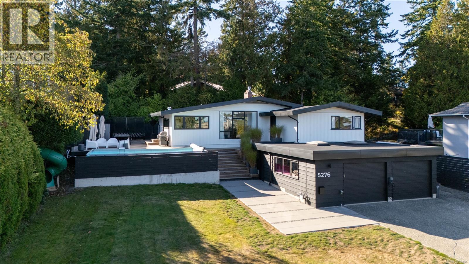  5276 Parker Avenue, Saanich