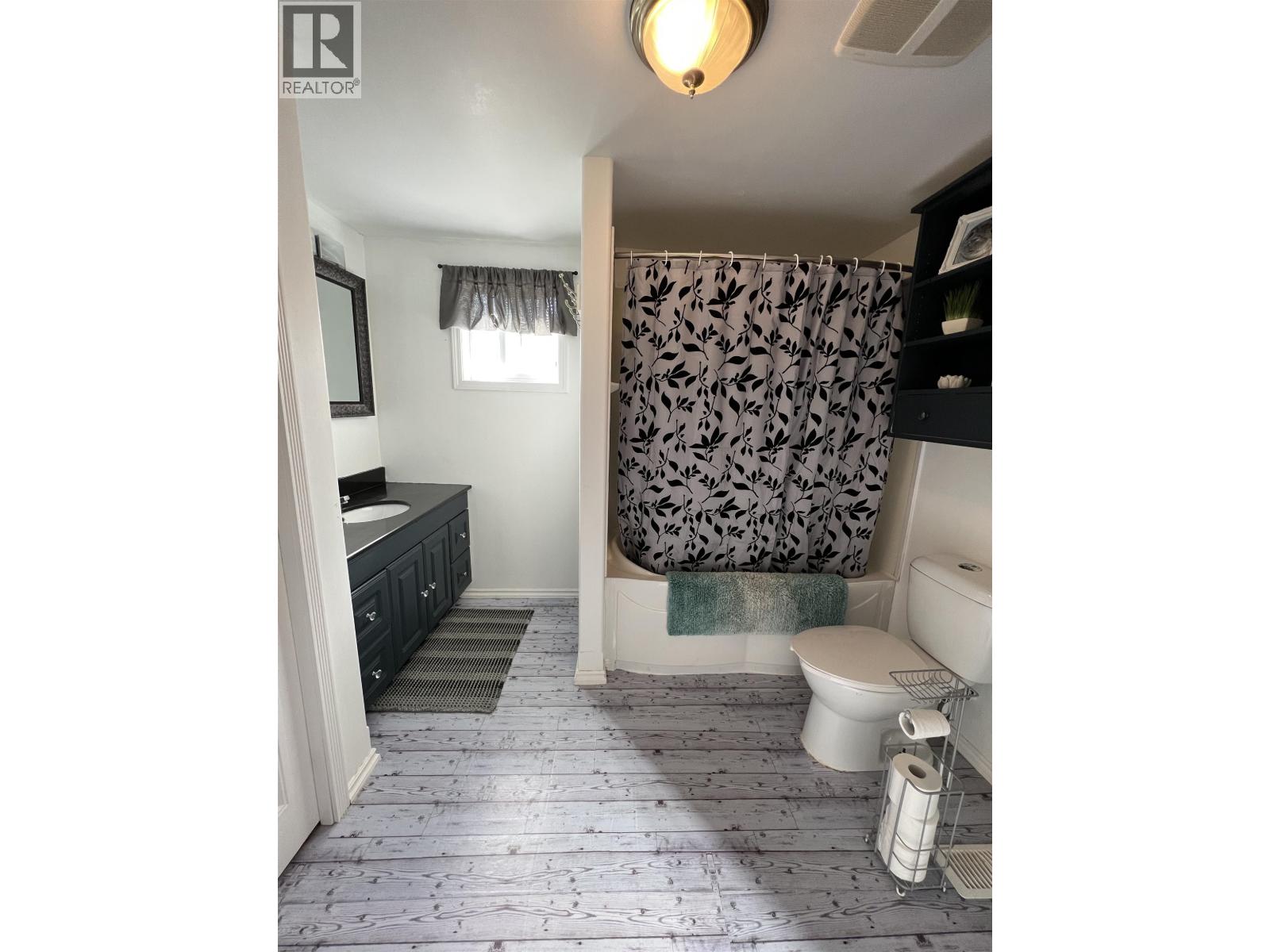 5228 40TH STREET, Fort Nelson