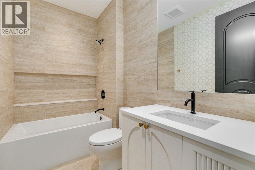 Single Family House for Sale in  Roxboro Road SW Roxboro Calgary 