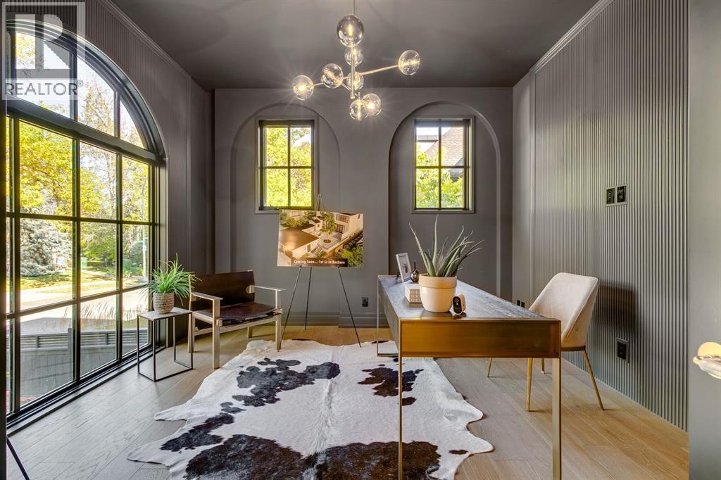Single Family House for Sale in  Roxboro Road SW Roxboro Calgary 