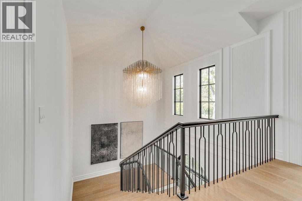 Single Family House for Sale in  Roxboro Road SW Roxboro Calgary 