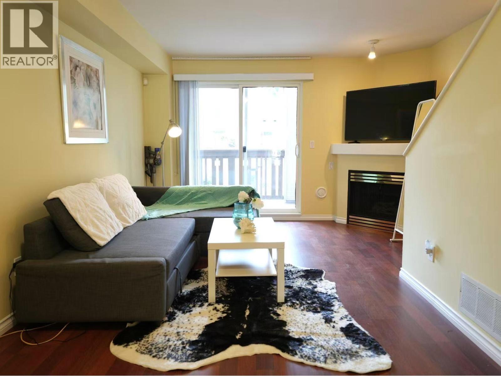 2 7100 LYNNWOOD DRIVE, Richmond