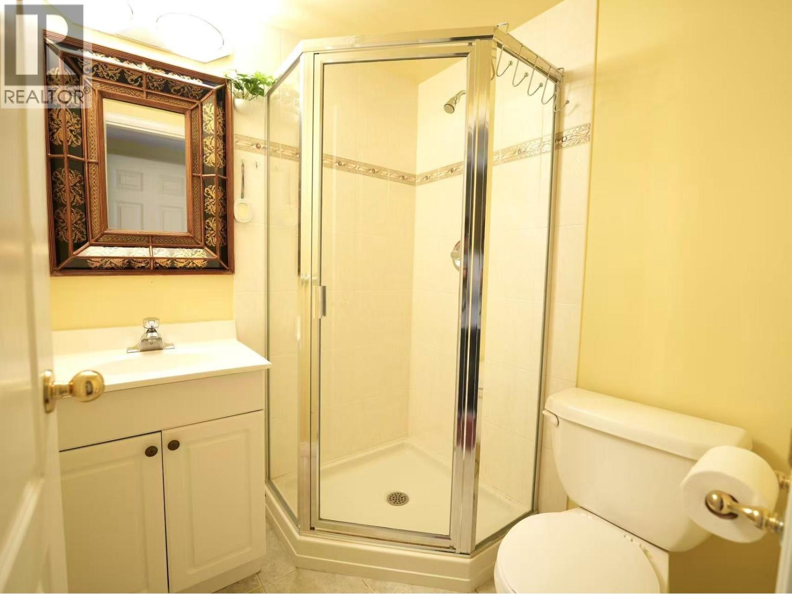 2 7100 LYNNWOOD DRIVE, Richmond