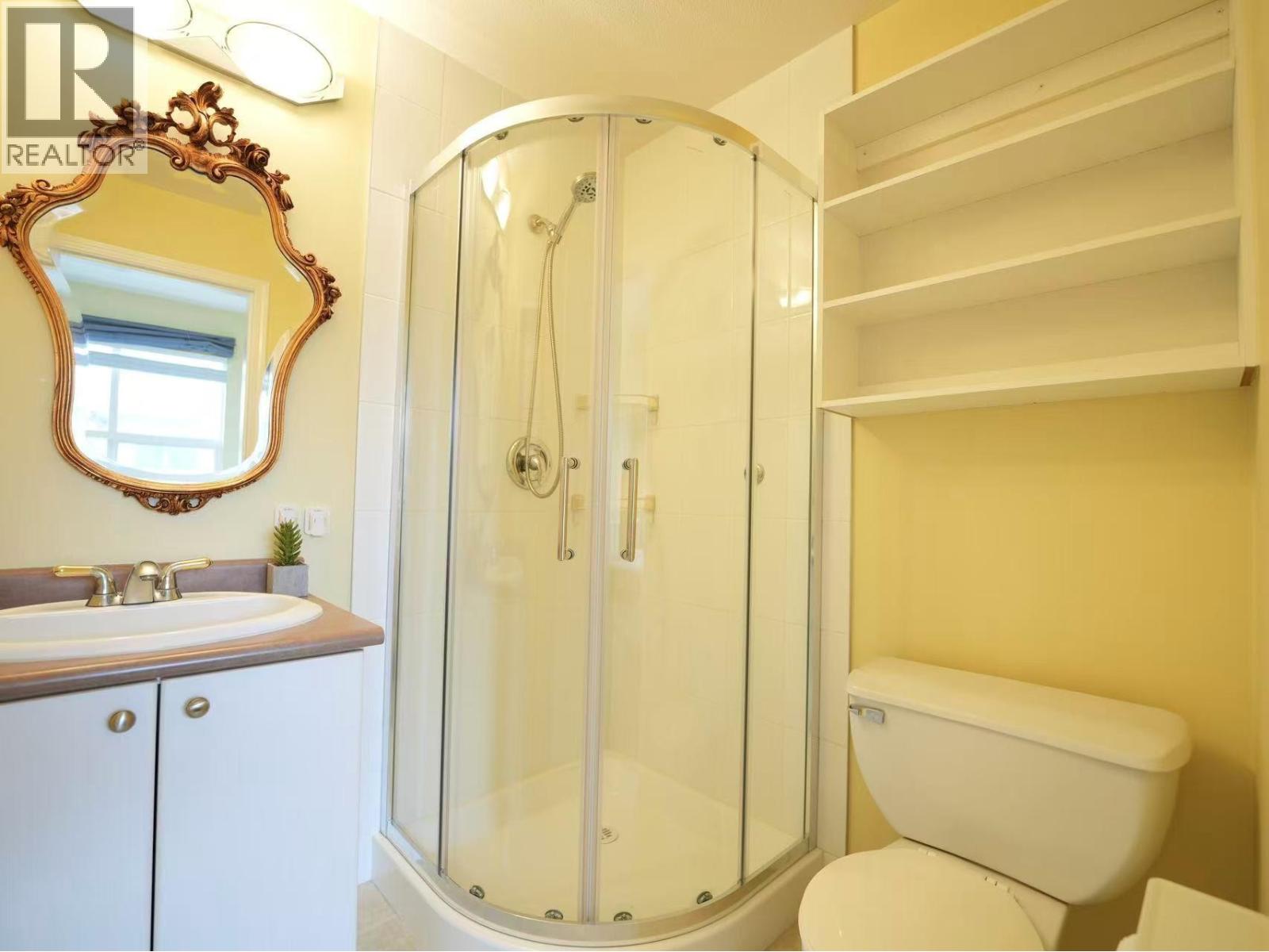 2 7100 LYNNWOOD DRIVE, Richmond