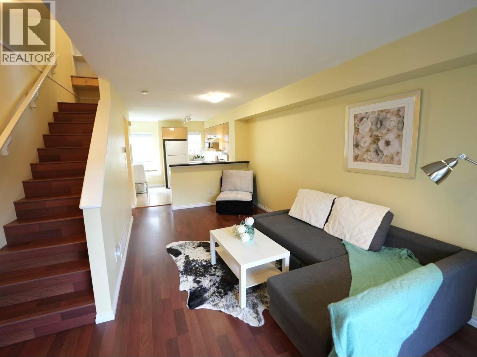 2 7100 LYNNWOOD DRIVE, Richmond