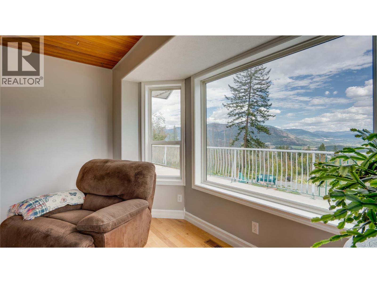  353 Gunter-Ellison Road, Enderby