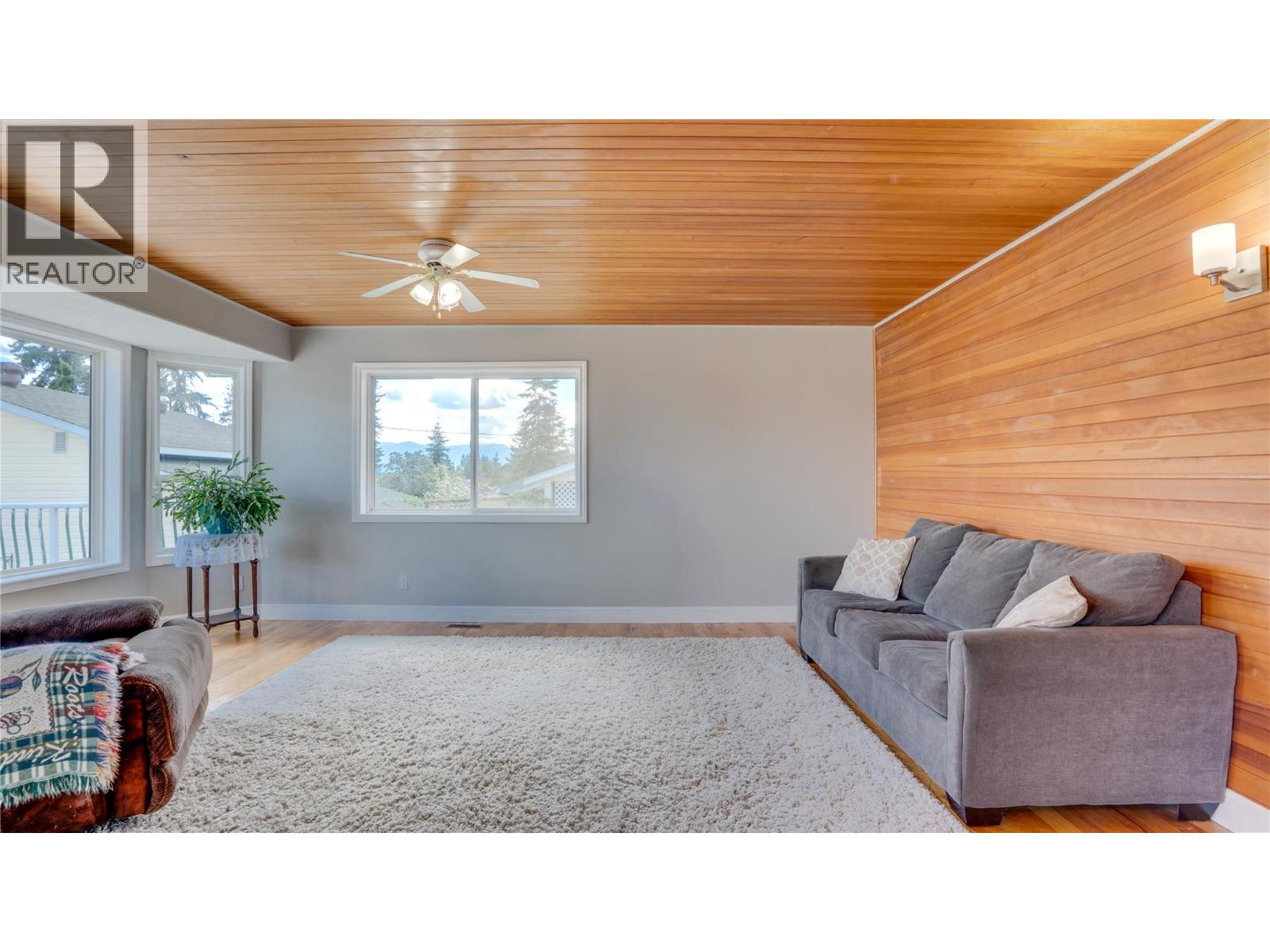  353 Gunter-Ellison Road, Enderby