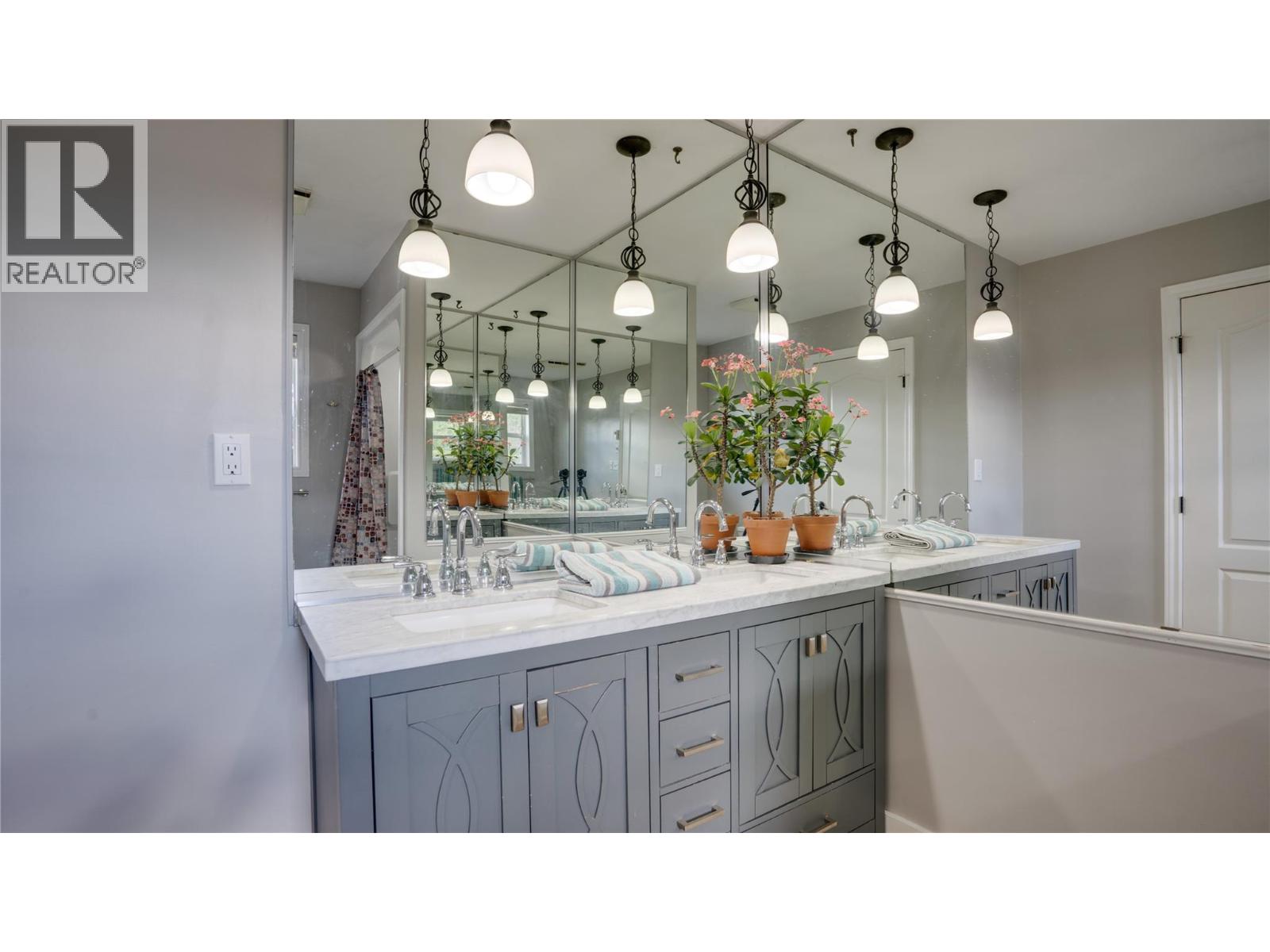  353 Gunter-Ellison Road, Enderby