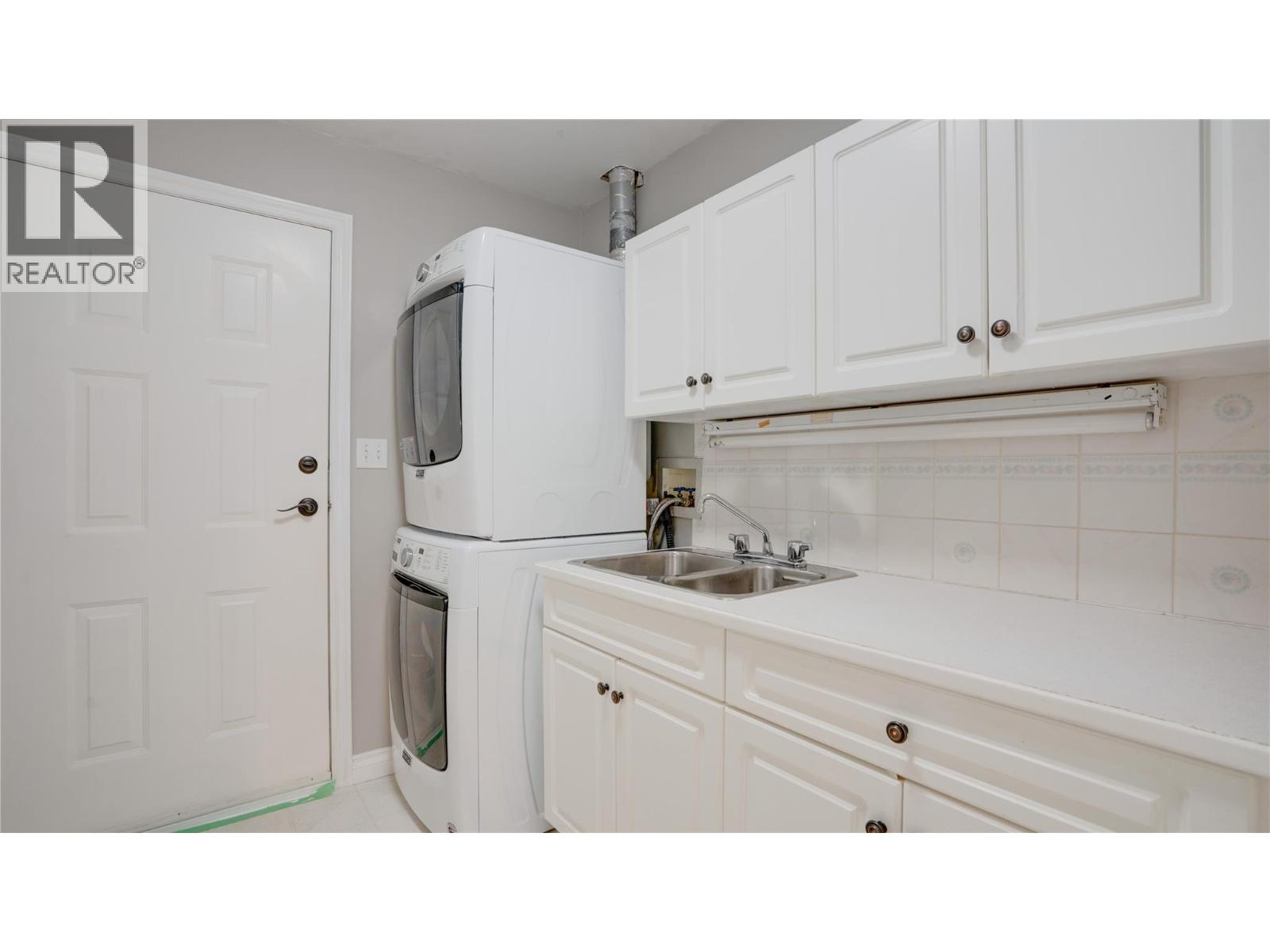  353 Gunter-Ellison Road, Enderby