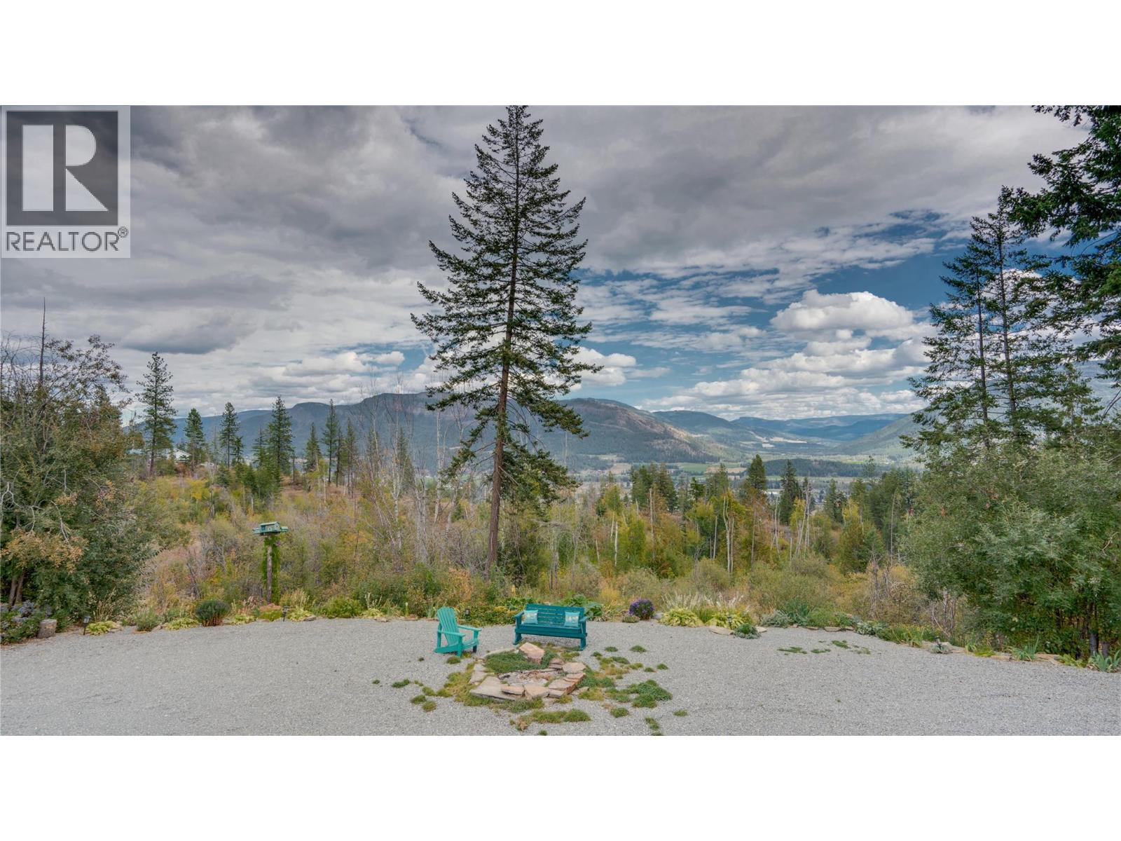  353 Gunter-Ellison Road, Enderby