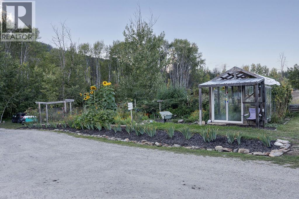  353 Gunter-Ellison Road, Enderby