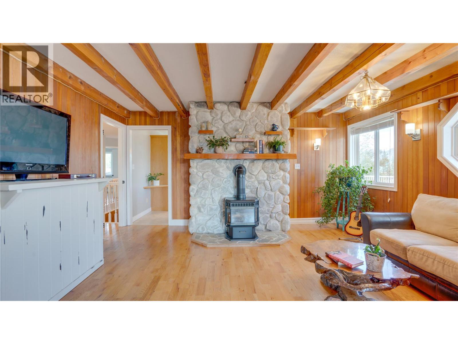  353 Gunter-Ellison Road, Enderby